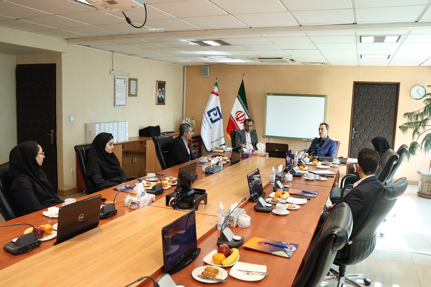 برگزاری جلسه مدیران روابط عمومی شرکت‌های چهارسوق مالی پارسیان